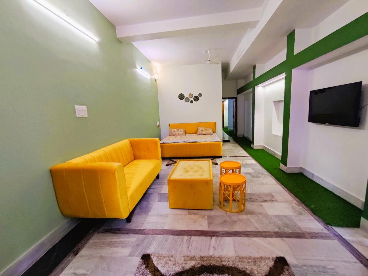 Yellow Homestay - Modern 2Bhk Ac Stay Jabalpur Exterior foto