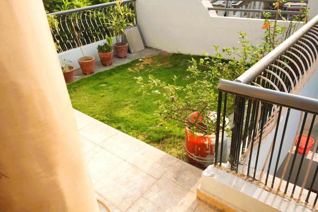 Yellow Homestay - Modern 2Bhk Ac Stay Jabalpur Exterior foto